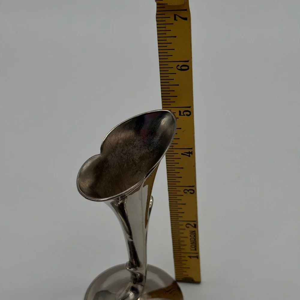 Vintage Calla Lily Bud Vase Silver Tone Metal Art Nouveau Style Floral 5 Inch